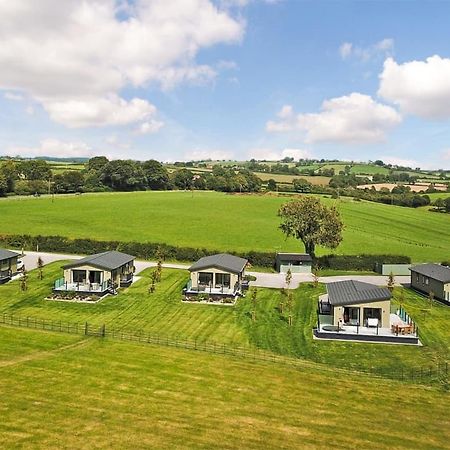 Midsomer Lodges Pilton Luaran gambar