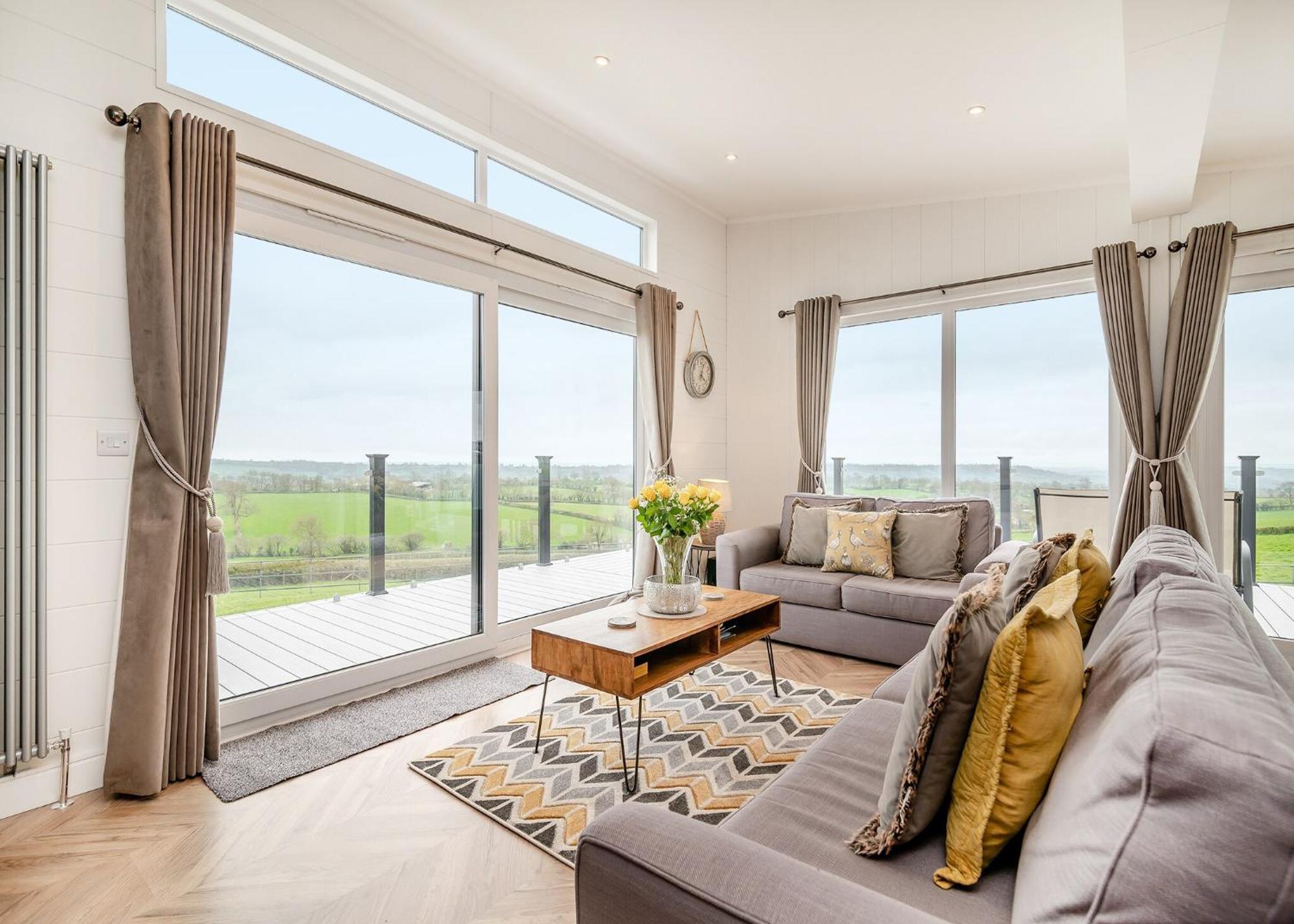 Midsomer Lodges Pilton Bilik gambar