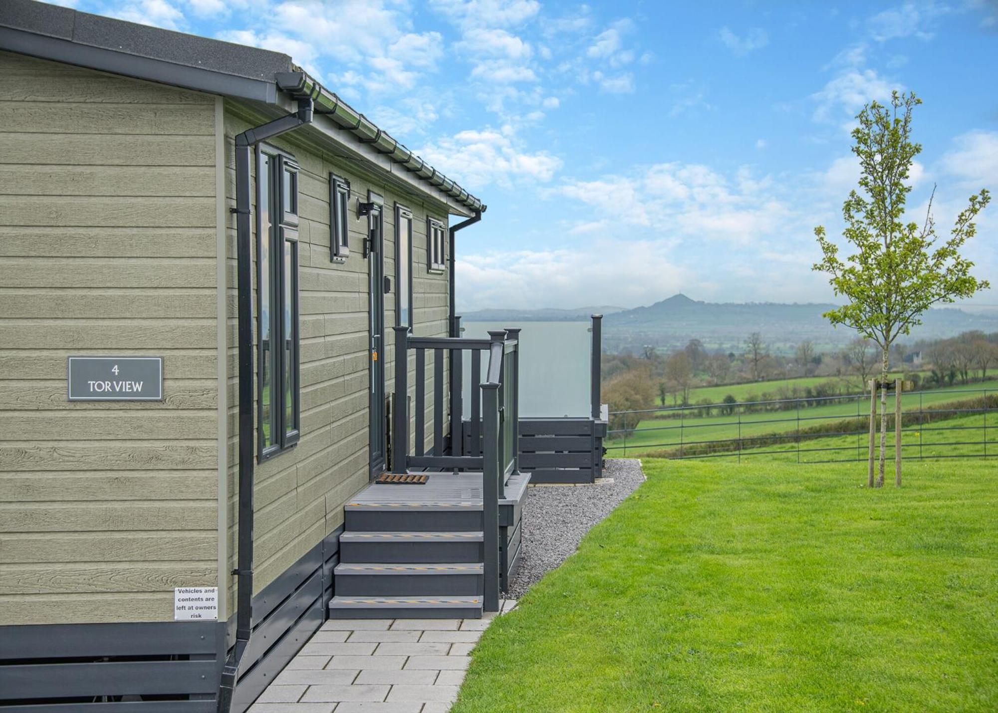 Midsomer Lodges Pilton Bilik gambar