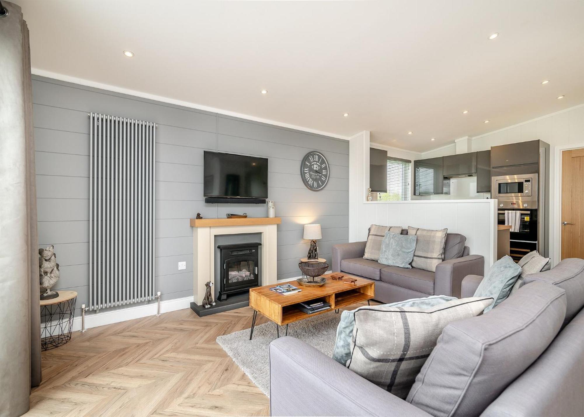 Midsomer Lodges Pilton Bilik gambar