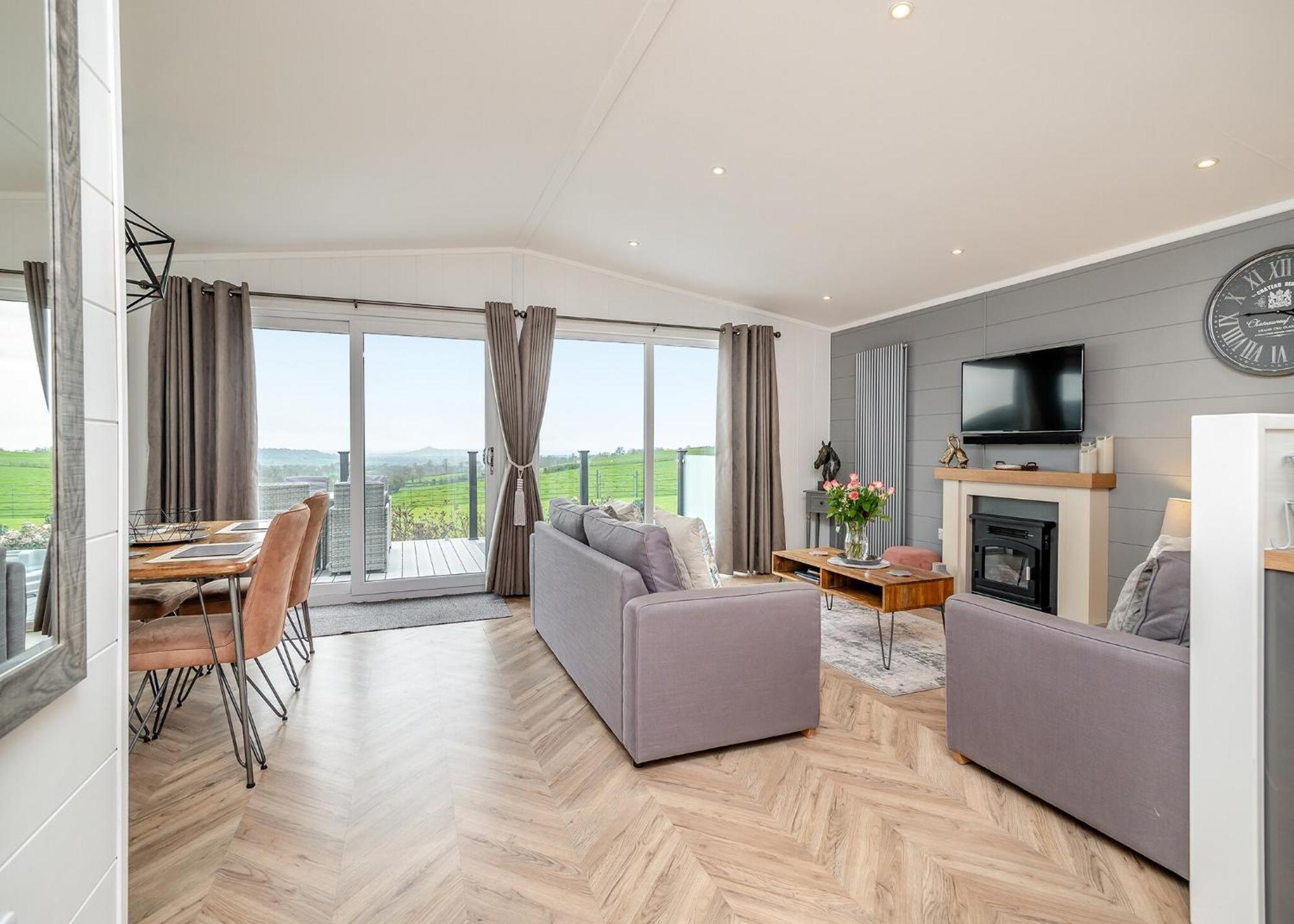 Midsomer Lodges Pilton Bilik gambar