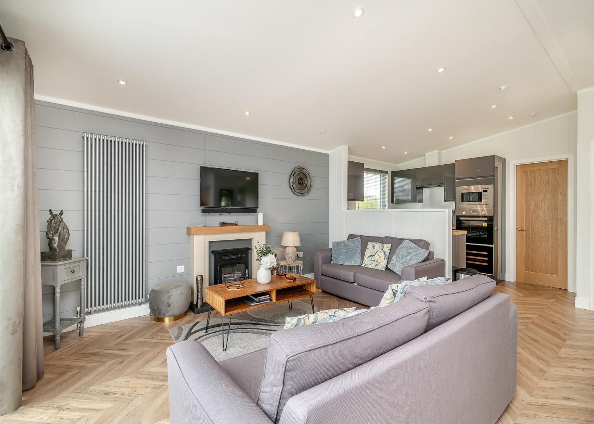 Midsomer Lodges Pilton Bilik gambar