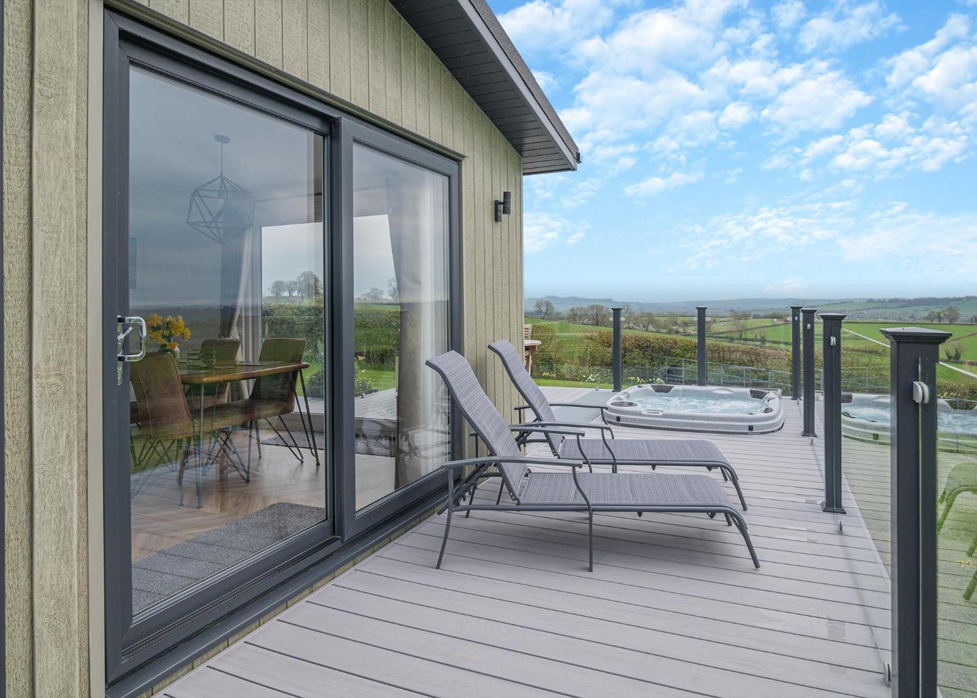 Midsomer Lodges Pilton Luaran gambar